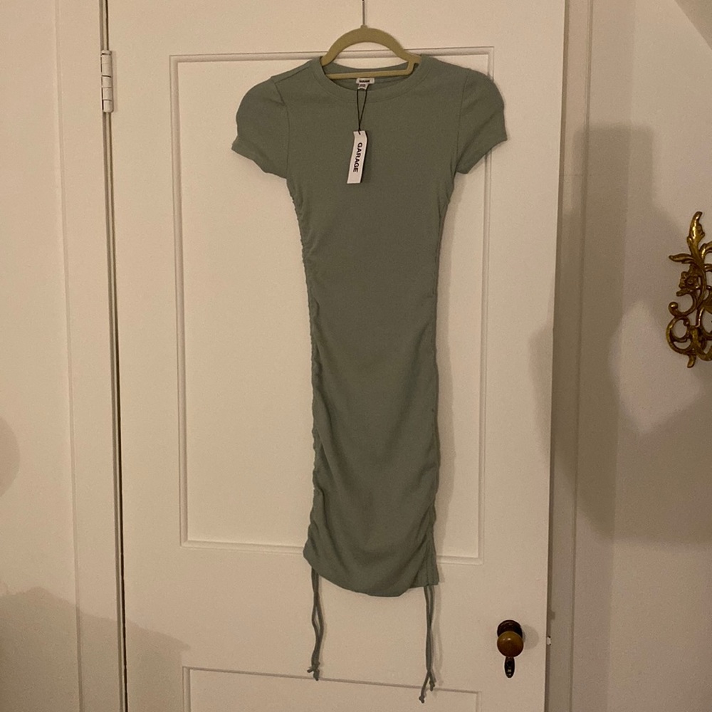 Garage Reina Ruched T-Shirt Dress - sage green - xs